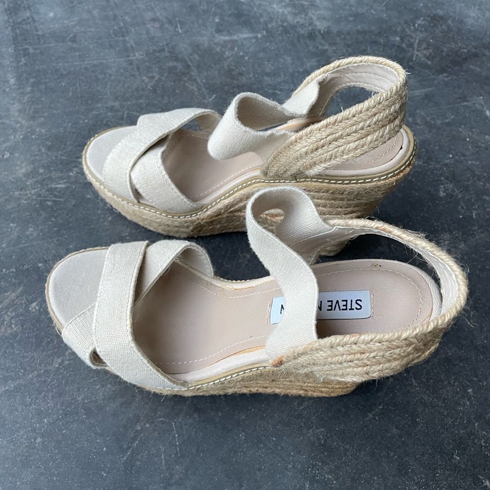 STEVE MADDEN ESPADRILLE HEEL SANDALS